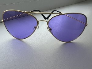 Солнцезащитные очки с фиолетовыми стеклами УЦЕНКА