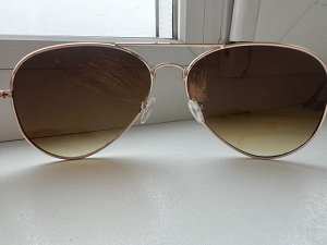 Солнцезащитные очки с коричневыми стеклами УЦЕНКА