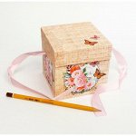 Коробка складная Цветы с бабочками 10 х 10 х 10 см