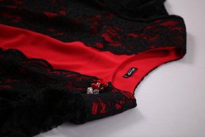 Платье Платье Pretty 817 красный/черный 
Состав ткани: Вискоза-30%; ПЭ-66%; Эластан-4%; 
Рост: 164 см.

Платье двухслойное, облегающего силуэта. Нижнее платье из трикотажа с нагрудными вытачками спер