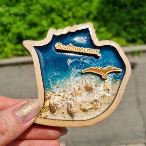 Магнит из дерева Владивосток, магнит сувенирный M-0028, шт