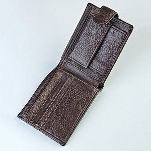 Портмоне Бренд: No Name. Модель: портмоне. Цвет: коричневый. Комплектация: портмоне. Состав: натуральная кожа. Длина, см: 2,5. Ширина, см: 10,7. Высота, см: 8,5.
