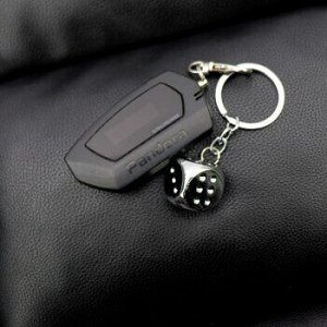 Брелок на ключи игральная кость метал