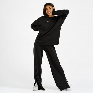 Свитшот Черный
Состав: 70% Cotton 30% Polyester
Женский свитшот свободного кроя (принт "Quiet the Mind").
Материал:
French terry б/н - футер 3-х нитка без начеса. Один из самых плотных разновидностей 