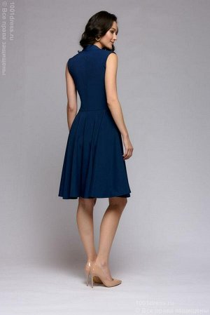Платье темно-синее с пышной юбкой и глубоким декольте