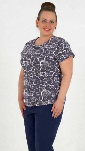 Блуза Блуза из трикотажного полотна. Круглый вырез горловины. Короткий рукав . Без подклада. Без застёжки. ДИ в 44-46 р 65 см, в 48-50 р 67 см, в 52-54 р 68 см, в 56-58 р 69 см, в 60-62 р 70 см.  Рост