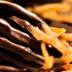 Апельсиновые корочки  в темном шоколаде