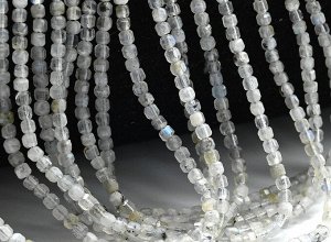 Бусины из лабрадора кубик гр.2,5мм, 39см, 171 бусина