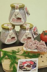 Риет из оленины с лесными грибами и клюквой