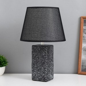 Лампа настольная «Дзин» 1x40 Вт Е14 черный 22x22x36 см