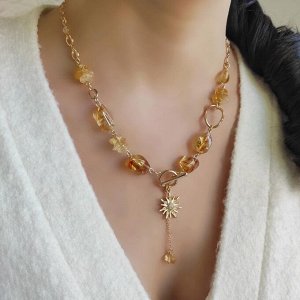 Колье из цитрина с кулоном солнце уценка
