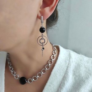 Серьги с черным агатом в белом металле