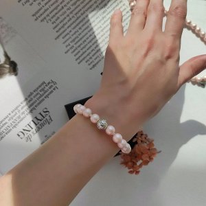 Браслет из хлопкового жемчуга розового цвета