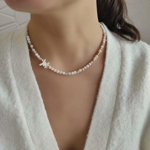 Сет из перламутра белых и бежевых оттенков