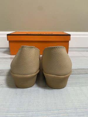 Туфли женские кожаные бежевые