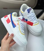 Кроссовки