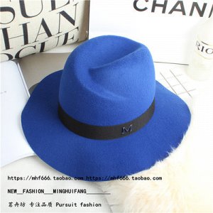 Фетровая шляпа синяя
