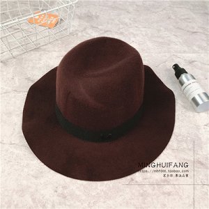 Фетровая шляпа коричневая