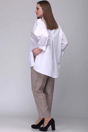 Рубашка Рубашка SOVA 13034 
Состав ткани: ПЭ-15%; Хлопок-85%; 
Рост: 170 см.
Женская рубашка для идеального образа! Рубашка-оверсайз – настоящий  «маст-хэв», который сделает образ  стильным в любом ра