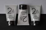 Двухцветная пенка для снятия макияжа с бамбуковым углем Mistine 2 Tone Foam MakeUp Remover