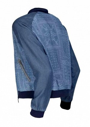 1r Блузон, синий Pepe Jeans Непринужденный блузон с воротником-стойкой, манжетами и краями резиночной вязкой. Обрамляющий фигуру силуэт на молнии, 2 боковых вшитых кармана с окантовкой и маленький мет