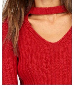 1к Пуловер, красный  AJC Максимальное действие с провоцирующими деталями. Женственный пуловер резиночной вязкой с воротником и треугольным вырезом. Подчеркивающий фигуру силуэт с широковатыми плечами,