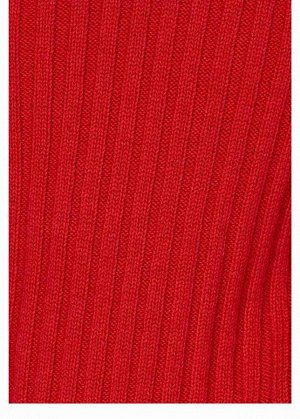 1к Пуловер, красный  AJC Максимальное действие с провоцирующими деталями. Женственный пуловер резиночной вязкой с воротником и треугольным вырезом. Подчеркивающий фигуру силуэт с широковатыми плечами,