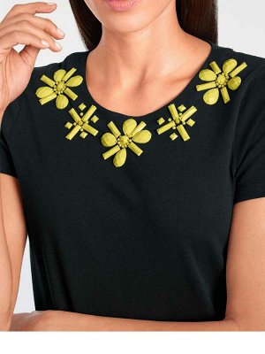 1r Блузка, черно-желтая Ashley Brooke Красивые детали. Харизматичная блузка с контрастной аппликацией с цветами на вырезе. Завязки на шее. Подчеркивающий фигуру силуэт с окантованным круглым вырезом и