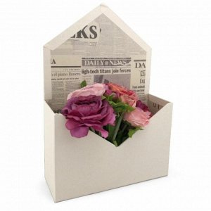 Коробка для цветов Конверт 20х30 см бежевый Газета