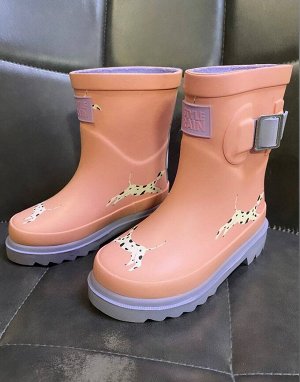 Резиновые сапоги