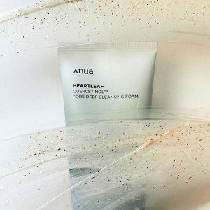 Пенка-скраб с кверцетинолом для очищения пор Quercetinol Pore Deep Cleansing Foam, 150мл