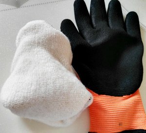 утепленные, нескользящие, влагозащитные перчатки