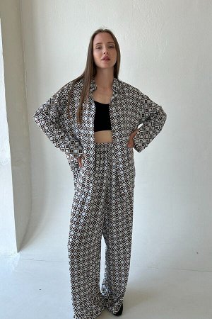 Костюм женский  SET001/13/Серый, черный, белый