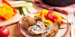 Приправа для мяса МАГГИ®. На второе. Смесь сухая для приготовления сочной курицы с чесноком. 38 г