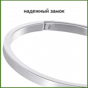 Металлический браслет-кольцо на запястье