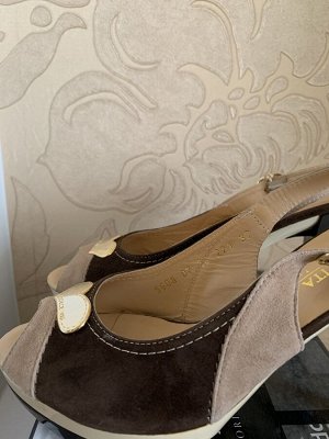 Босоножки DOLCE VITA натур кожа. Турция