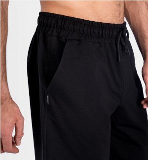 Шорты Черный
Состав: 70% Cotton 30% Polyester
Мужские шорты с притачным поясом, гульфиком и карманами.
Материал:
Футер LUX -  износостойкий, идентичен по своим свойствам с тканью Футер. Наличие в сост