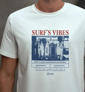 Футболка Крем
Мужская футболка с круглым вырезом горловины (принт "Surf's Vibes").
Материал:
Cotton - материал из натуральных волокон, который удобен в носке, быстро впитывает и отводит от тела влагу,