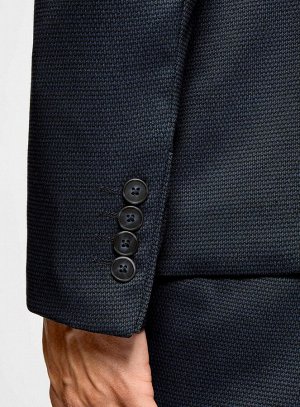 Пиджак приталенный из фактурной ткани
