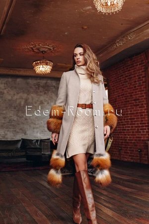 Эксклюзивное пальто с мехом финской лисы