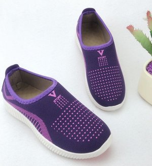 Кроссовки фиолетовые