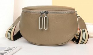 Сумка женская  из мягкой качественной эко кожи.