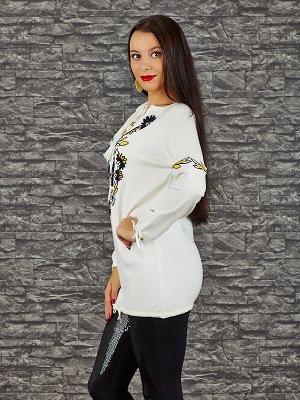 Свитер Старая цена  673, Состав: 47% Cotton, 20% Viscose, 15% Polyamide, 18% Elasta Цвет: white Длина: 65. Длина плеча+рукава: 58cm.