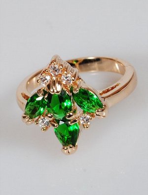 Кольцо с зеленым фианитом 4 камня