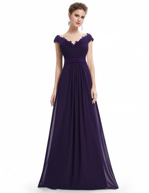 Шифоновое фиолетовое вечернее длинное платье с глубоким вырезом