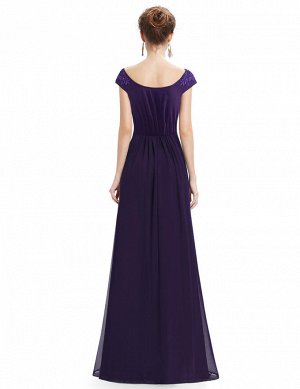 Шифоновое фиолетовое вечернее длинное платье с глубоким вырезом