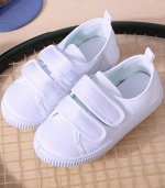 Белая детская обувь, хорошо для сменки и физ-ры