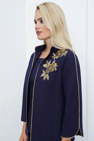 Женский костюм с платьем