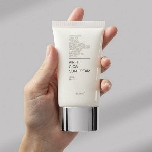 Осветляющий солнцезащитный крем с центеллой Bueno Airfit Cica Sun Cream SPF 50+ PA++++, 50мл