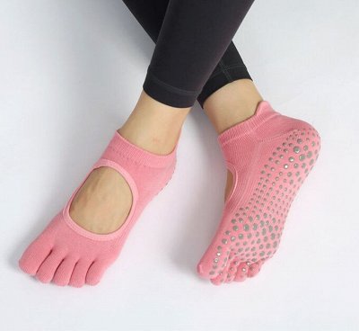 Спорт в моде! Одежда для всей семьи, сумки, носки для йоги